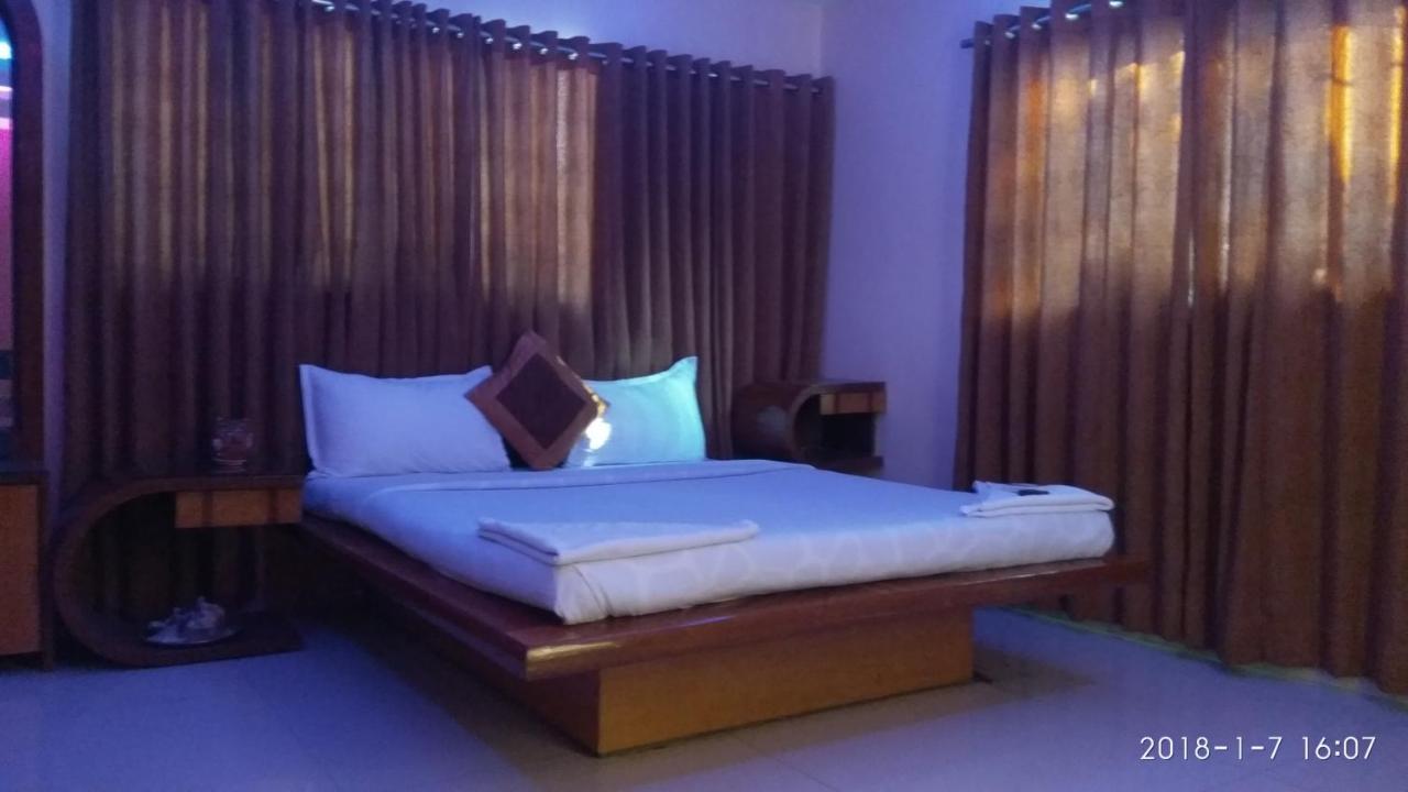 Agrawal Bhavan Budget Stay Only For Indians Mumbai Exterior foto